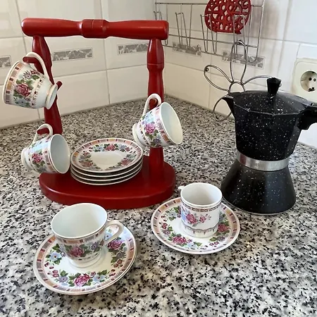 El Barco, Siente La Brisa Del Mediterraneo